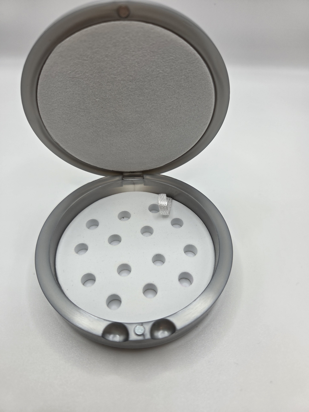 Kameleon Red Crystal Compact Jewelry Box - Picture 3 of 3